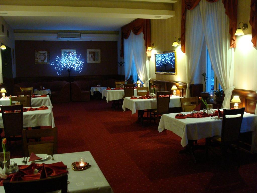 Hotel Atena Słupsk Exterior foto